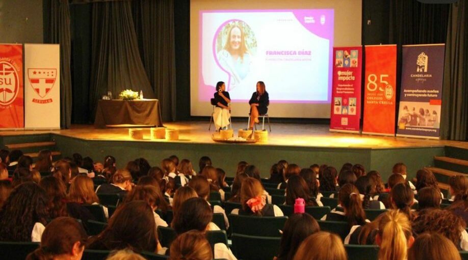 Francisca Díaz Del Río participa en Encuentro Mujer Impacta en el Colegio Santa Úrsula